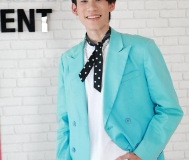 วง Di-X (สังกัดค่าย AR Entertainment ) เข้ามาโปรโมทผลงานกับดาราเดลี่