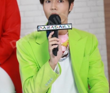 วง Di-X (สังกัดค่าย AR Entertainment ) เข้ามาโปรโมทผลงานกับดาราเดลี่