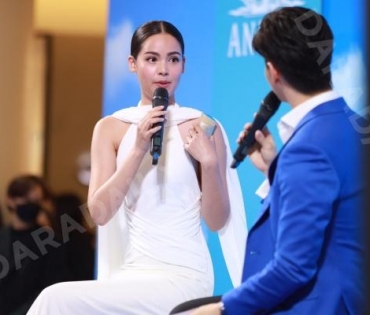 งานแถลงข่าว ANESSA กับพรีเซนเตอร์คนใหม่ของแบรนด์ ญาญ่า อุรัสยา