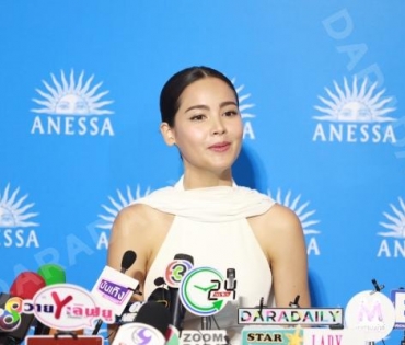 งานแถลงข่าว ANESSA กับพรีเซนเตอร์คนใหม่ของแบรนด์ ญาญ่า อุรัสยา