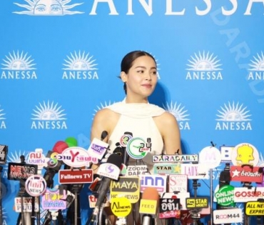 งานแถลงข่าว ANESSA กับพรีเซนเตอร์คนใหม่ของแบรนด์ ญาญ่า อุรัสยา