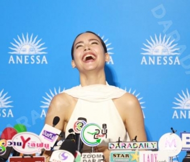 งานแถลงข่าว ANESSA กับพรีเซนเตอร์คนใหม่ของแบรนด์ ญาญ่า อุรัสยา