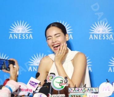 งานแถลงข่าว ANESSA กับพรีเซนเตอร์คนใหม่ของแบรนด์ ญาญ่า อุรัสยา