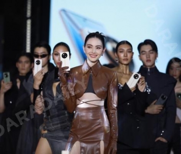 เปิดตัว "realme 11 Pro Series 5G" พร้อมกระทบไหล่แบรนด์แอมบาสเดอร์สาวสวย "ใหม่ - ดาวิกา โฮร์เน่"