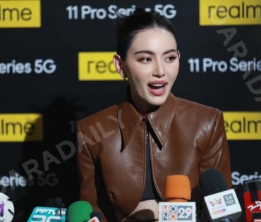 เปิดตัว "realme 11 Pro Series 5G" พร้อมกระทบไหล่แบรนด์แอมบาสเดอร์สาวสวย "ใหม่ - ดาวิกา โฮร์เน่"