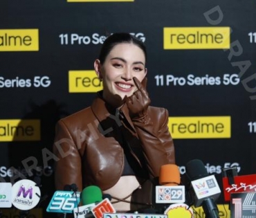 เปิดตัว "realme 11 Pro Series 5G" พร้อมกระทบไหล่แบรนด์แอมบาสเดอร์สาวสวย "ใหม่ - ดาวิกา โฮร์เน่"