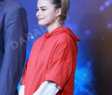  “เบ็คกี้-รีเบคก้า” ในงานฟีเจอร์สุดล้ำในการช็อปปิ้ง