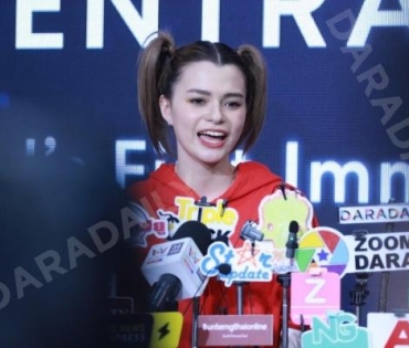  “เบ็คกี้-รีเบคก้า” ในงานฟีเจอร์สุดล้ำในการช็อปปิ้ง