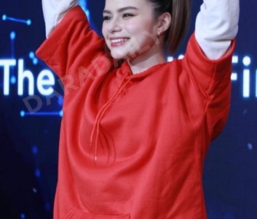  “เบ็คกี้-รีเบคก้า” ในงานฟีเจอร์สุดล้ำในการช็อปปิ้ง