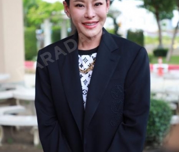 ศาลนัดไกล่เกลี่ย หนิง ปณิตา และคู่กรณี ที่ศาลเยาวชนและครอบครัวกลาง