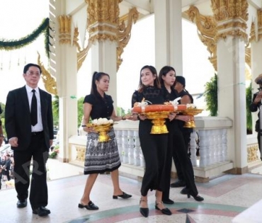 พิธีฌาปนกิจ "พนม นพพร" ณ วัดบางรักน้อย