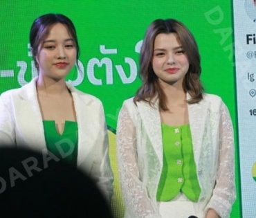 งานแถลงข่าวเปิดแคมเปญ “เฉลิมฉลอง 18 ปี ซีเจ มอร์” กับ 2 ศูจิ้นสุตฮอต “เฟิร์ส-ข้าวตัง” และ “ฟรีน-เบคกี้”