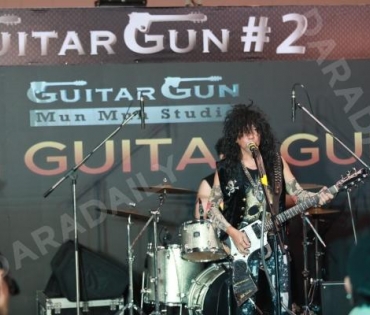 ฉลองครบรอบ 2 ปี GUITARGUN Mun Mun Studio พบกับมินิคอนเสิร์ตจาก "กิตติ กีต้าร์ปืน"