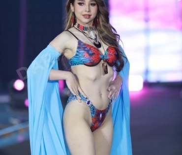 งานประกวดมิสแกรนด์​2024​​ รอบ​ SWIMSUIT​ และ​ ขวัญใจ​กรุงเทพ​สระบุรี​ พบ​กับ​ "อิงฟ้า-ชาล็อต​"