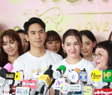 พิธีบวงสรวงละครรักโรแมนติก พรหมลิขิต พบ "โป๊ป ธนวรรธน์, เบลล่า ราณี"