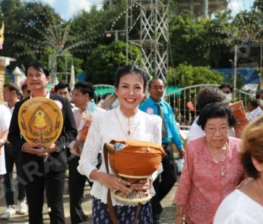 ฟรีคอนเสิร์ตกฐินสามัคคี ศิลปิน.ดารา.ตลก รวมพลังความบันเทิงล้นเวที 