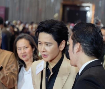 “มาร์ค ต้วน-จุนโฮ” ตบเท้าร่วมงาน ICONSIAM - The 5th Anniversary of The ICON Unrivaled