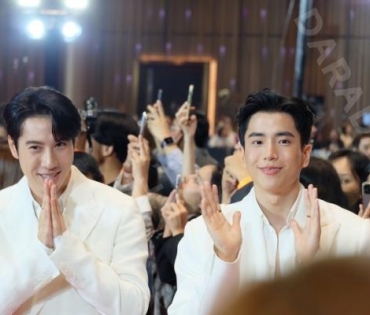 “มาร์ค ต้วน-จุนโฮ” ตบเท้าร่วมงาน ICONSIAM - The 5th Anniversary of The ICON Unrivaled