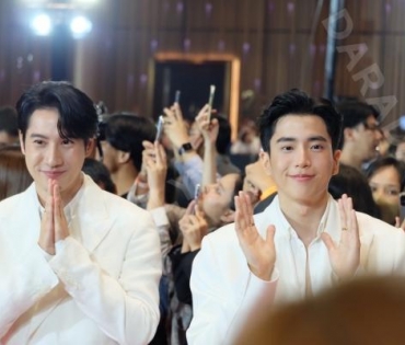 “มาร์ค ต้วน-จุนโฮ” ตบเท้าร่วมงาน ICONSIAM - The 5th Anniversary of The ICON Unrivaled