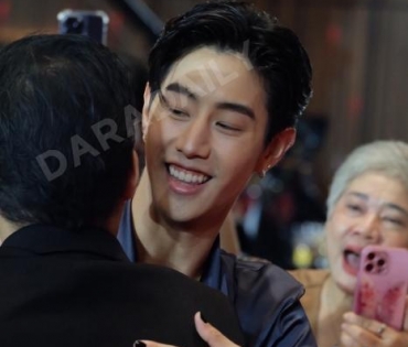 “มาร์ค ต้วน-จุนโฮ” ตบเท้าร่วมงาน ICONSIAM - The 5th Anniversary of The ICON Unrivaled