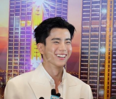 “มาร์ค ต้วน-จุนโฮ” ตบเท้าร่วมงาน ICONSIAM - The 5th Anniversary of The ICON Unrivaled