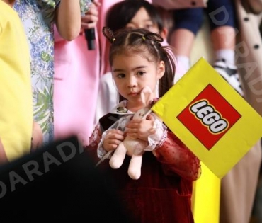 งาน GRAND OPENING LEGO CERTIFIED STORE พบกับ เบลล่า ราณี, กลัฟ-คณาวุฒิ