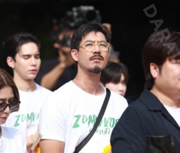 งานบวงสรวงซีรีส์ Zomvivor มหาลัยคลั่ง นำโดย "เวียร์ ศุกลวัฒน์, ป๊อก ปิยธิดา,ซี-นุนิว"