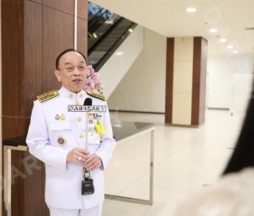 “ศ.ดร.นพ.เฉลิม หาญพาณิชย์“ คุณพ่อคนเก่งของ “พีท กันตพร” รับรางวัล “พ่อตัวอย่างแห่งชาติ” ประจำปี 2566