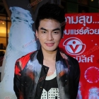 แกงส้ม, ฮั่น ร่วมงานเปิดตัวต้นคริสต์มาส