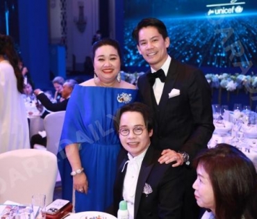 งาน The Blue Carpet gala for UNICEF ร่วมด้วยพระเอกแห่งแดนกิมจิ “พัคโบกอม”