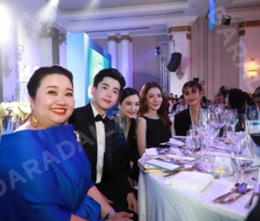 งาน The Blue Carpet gala for UNICEF ร่วมด้วยพระเอกแห่งแดนกิมจิ “พัคโบกอม”