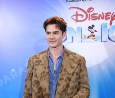 งานแถลงข่าว Disney On Ice Presents 100 Years of Wonder พบ "ครอบครัวต่าย ชุติมา,มิกค์ ทองระย้า"