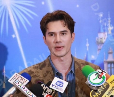 งานแถลงข่าว Disney On Ice Presents 100 Years of Wonder พบ "ครอบครัวต่าย ชุติมา,มิกค์ ทองระย้า"