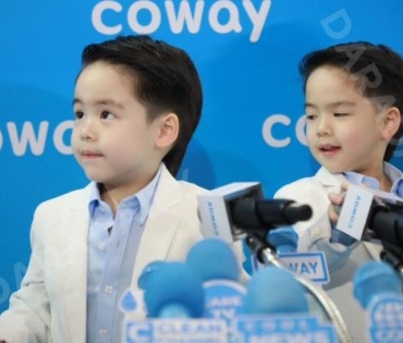 งานแถลงข่าวเปิดตัวแคมเปญ COWAY EVERYDAY WOW พร้อมครอบครัว บีม-กวี และ พี่ธีร์,น้องพีร์ 