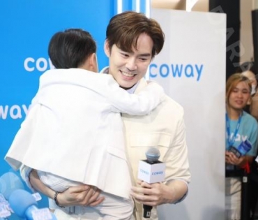 งานแถลงข่าวเปิดตัวแคมเปญ COWAY EVERYDAY WOW พร้อมครอบครัว บีม-กวี และ พี่ธีร์,น้องพีร์ 