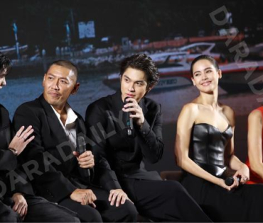 งาน Gala Premiere "เธอ ฟอร์ แคช สินเชื่อ..รักแลกเงิน" พบ ไบร์ท วชิรวิชญ์, ญาญ่า อุรัสยา