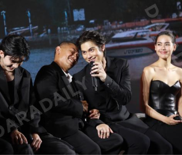 งาน Gala Premiere "เธอ ฟอร์ แคช สินเชื่อ..รักแลกเงิน" พบ ไบร์ท วชิรวิชญ์, ญาญ่า อุรัสยา