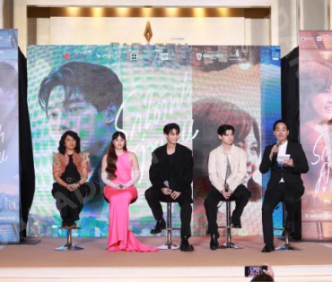 งานเปิดตัวภาพยนตร์ต่างประเทศเรื่องแรกของ "วิน เมธวิน" 