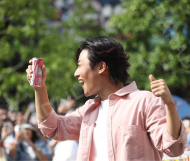 งานแถลงข่าวเปิดตัวพรีเซ็นเตอร์ เครื่องดื่มผสมคาเฟอีนอัดก๊าซ  "มิโซซ่า" พร้อมสัมภาษณ์ คัลเลนและพี่จอง