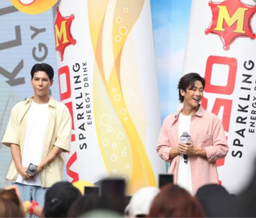 งานแถลงข่าวเปิดตัวพรีเซ็นเตอร์ เครื่องดื่มผสมคาเฟอีนอัดก๊าซ  "มิโซซ่า" พร้อมสัมภาษณ์ คัลเลนและพี่จอง