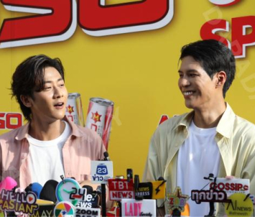 งานแถลงข่าวเปิดตัวพรีเซ็นเตอร์ เครื่องดื่มผสมคาเฟอีนอัดก๊าซ  "มิโซซ่า" พร้อมสัมภาษณ์ คัลเลนและพี่จอง