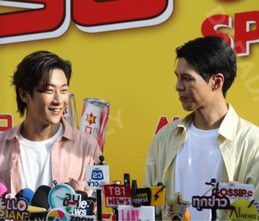 งานแถลงข่าวเปิดตัวพรีเซ็นเตอร์ เครื่องดื่มผสมคาเฟอีนอัดก๊าซ  "มิโซซ่า" พร้อมสัมภาษณ์ คัลเลนและพี่จอง