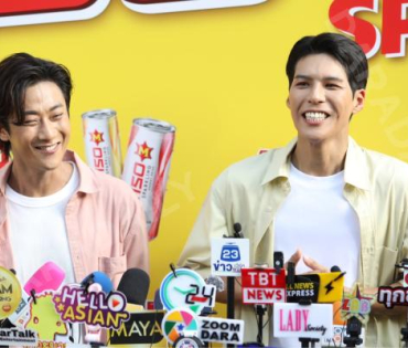 งานแถลงข่าวเปิดตัวพรีเซ็นเตอร์ เครื่องดื่มผสมคาเฟอีนอัดก๊าซ  "มิโซซ่า" พร้อมสัมภาษณ์ คัลเลนและพี่จอง