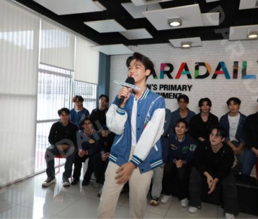 19 หนุ่ม "Survival Thailand" มาสวัสดีที่ดาราเดลี่