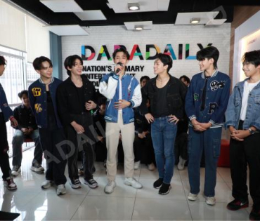 19 หนุ่ม "Survival Thailand" มาสวัสดีที่ดาราเดลี่