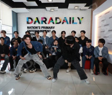 19 หนุ่ม "Survival Thailand" มาสวัสดีที่ดาราเดลี่