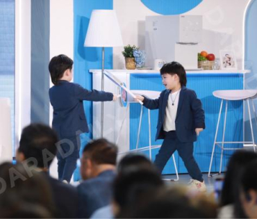งาน Coway พบกับครอบครัว "บีม-กวี, ออย-อฏิพรณ์" และน้องแฝดสุดคิวต์ "พี่ธีร์-น้องพีร์"