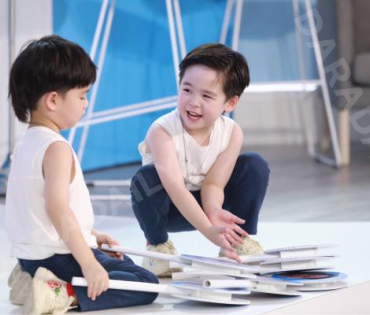 งาน Coway พบกับครอบครัว "บีม-กวี, ออย-อฏิพรณ์" และน้องแฝดสุดคิวต์ "พี่ธีร์-น้องพีร์"