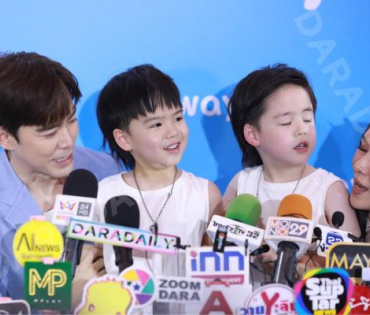 งาน Coway พบกับครอบครัว "บีม-กวี, ออย-อฏิพรณ์" และน้องแฝดสุดคิวต์ "พี่ธีร์-น้องพีร์"