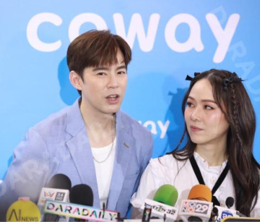 งาน Coway พบกับครอบครัว "บีม-กวี, ออย-อฏิพรณ์" และน้องแฝดสุดคิวต์ "พี่ธีร์-น้องพีร์"